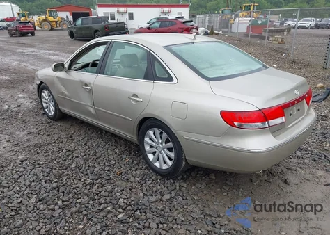 2009 Hyundai Azera Gls z USA, uszkodzony, nr VIN KMHFC46D19A363476